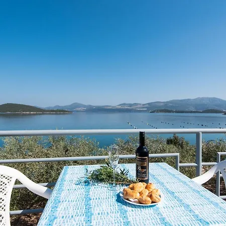 Apartments By The Sea Cove Pjestata, Peljesac - 12381 * Putnikovic